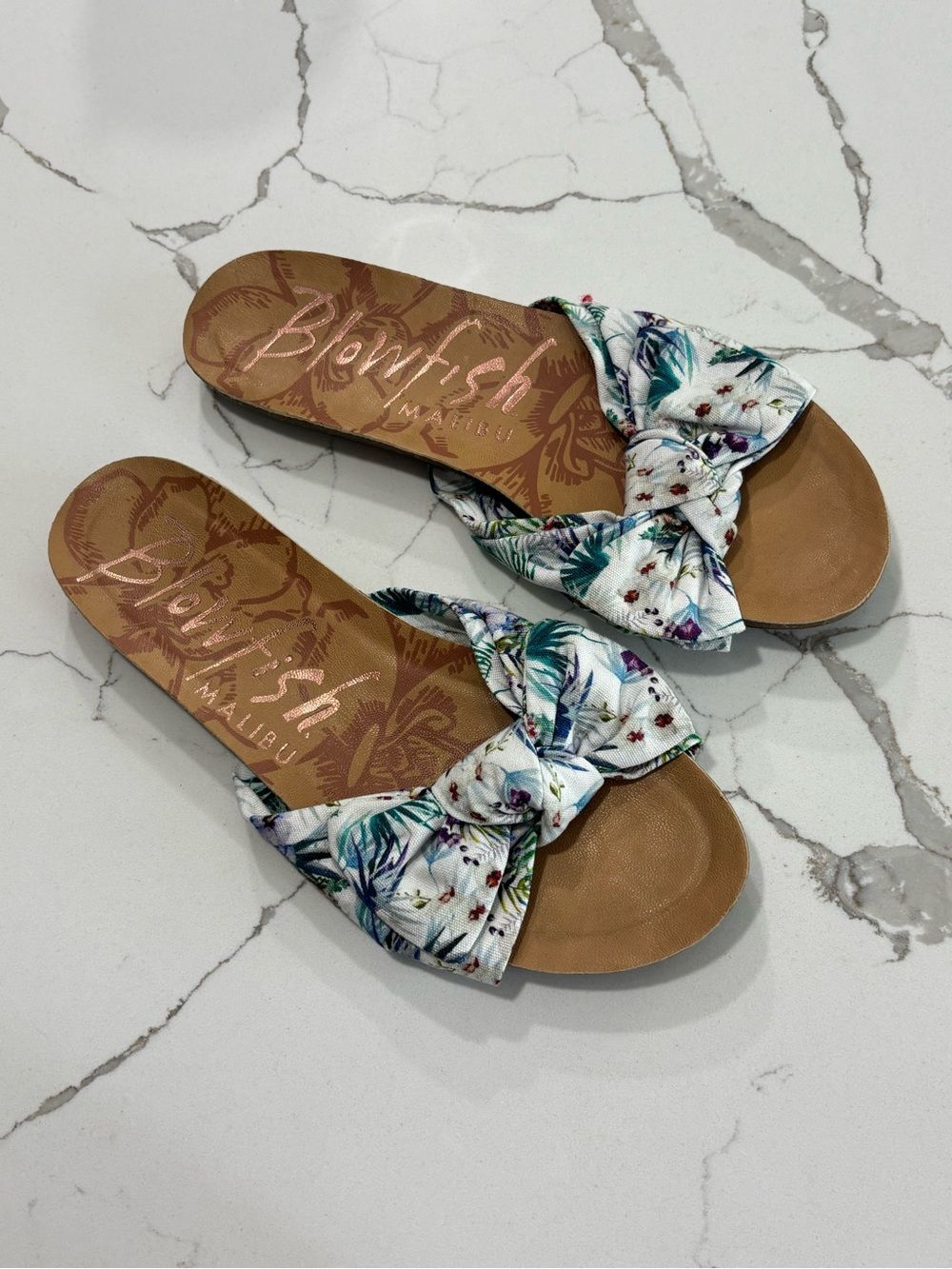 Blowfish Malibu Floral Knot Slip on Sandals White Pink Green Floral Women’s 7.5